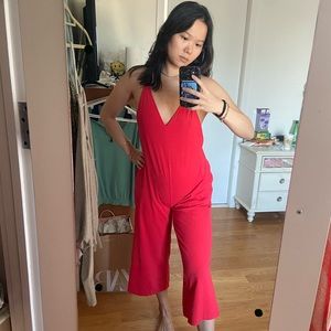 Super comfy coral red/orange wide-legged jumpsuit with pockets on both sides👚✨